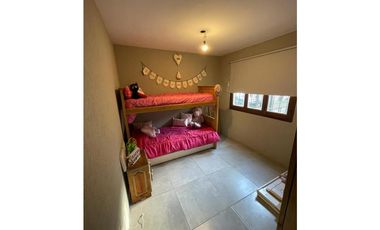 EXCELENTE UBICACION!!! CASTELAR SUR