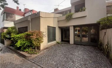 EXCELENTE PROPIEDAD EN CASTELAR NORTE!!!!