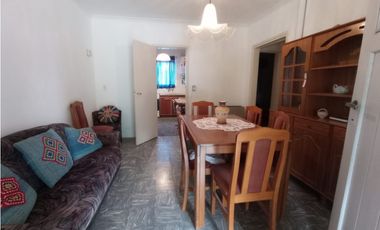 VENTA CASA 3 AMB CON GRAN PARQUE Y GARAGE