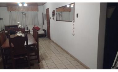 Chalet Barrio Las Acacias