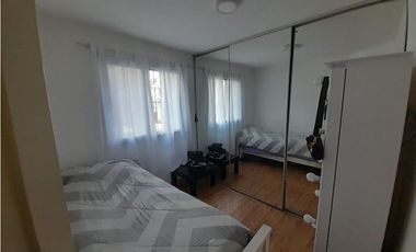 Venta Departamento Tres Ambientes Con Patio - Colegiales