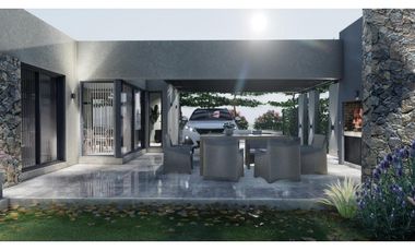 CASA EN B° PRIVADO LA QUEBRADA