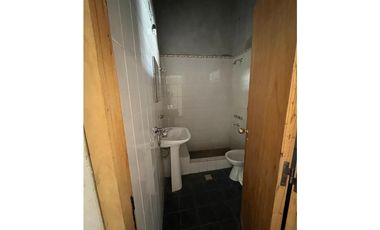 CASA 2 PLANTAS (a reciclar)