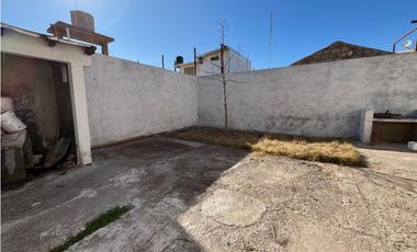 CASA 2 PLANTAS (a reciclar)