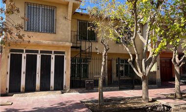 CASA 2 PLANTAS (a reciclar)