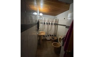 CASA 2 PLANTAS (a reciclar)