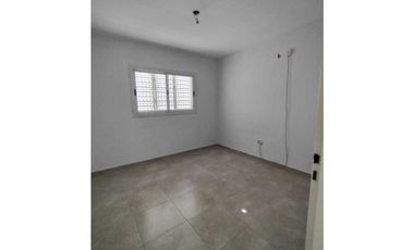 ALQUILO DUPLEX EN BARRIO RESIDENCIAL VELEZ SARSFIELD - 3 DORM