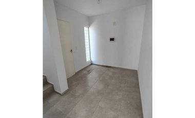ALQUILO DUPLEX EN BARRIO RESIDENCIAL VELEZ SARSFIELD - 3 DORM
