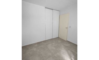 ALQUILO DUPLEX EN BARRIO RESIDENCIAL VELEZ SARSFIELD - 3 DORM