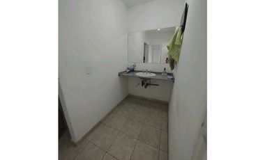 VENDO DUPLEX DE 3 DORMITORIOS EN BARRIO PARQUE LOS MOLINOS
