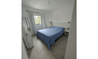 VENDO DUPLEX DE 3 DORMITORIOS EN BARRIO PARQUE LOS MOLINOS