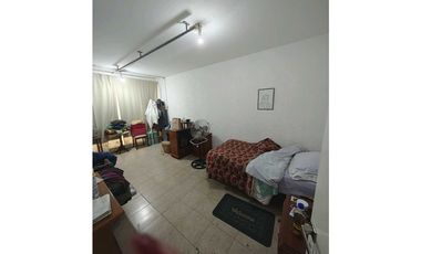 VENDO DUPLEX DE 3 DORMITORIOS EN BARRIO PARQUE LOS MOLINOS