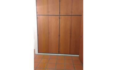 VENDO CASA 3 DORMITORIOS EN BARRIO COLINAS DE VELEZ SARSFIELD