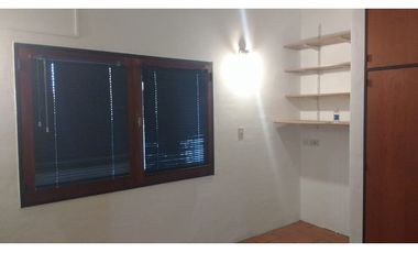 VENDO CASA 3 DORMITORIOS EN BARRIO COLINAS DE VELEZ SARSFIELD