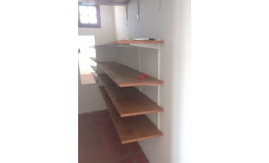 VENDO CASA 3 DORMITORIOS EN BARRIO COLINAS DE VELEZ SARSFIELD