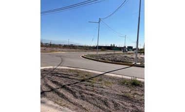 CASA EN B° PRIVADO LA QUEBRADA