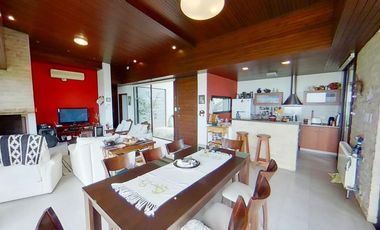 Casa con vista al ríos sobre Barranca Río Paraná Arroyo Seco