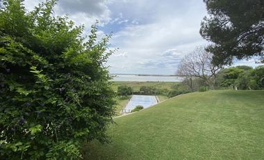 Casa con vista al ríos sobre Barranca Río Paraná Arroyo Seco