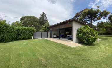 Casa con vista al ríos sobre Barranca Río Paraná Arroyo Seco