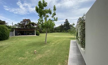 Casa con vista al ríos sobre Barranca Río Paraná Arroyo Seco