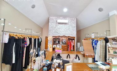 Venta local en el centro de Wilde