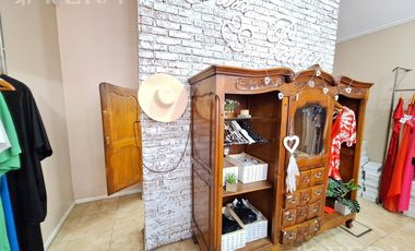 Venta local en el centro de Wilde