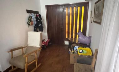 Oportunidad casa en Jose Marmol con 4 habitaciones