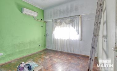 Casa 3 ambientes sobre lote de 420m2  - Villa Adelina