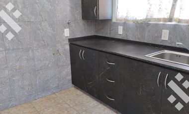 Casa en General Fernandez Oro