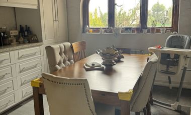 Amplia y preciosa Casa en C.H.