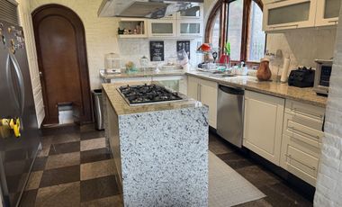 Amplia y preciosa Casa en C.H.