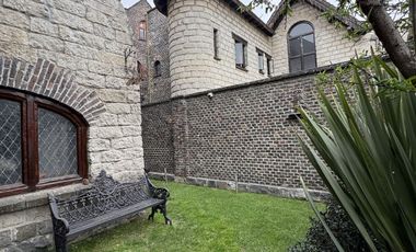 Amplia y preciosa Casa en C.H.