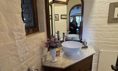 Amplia y preciosa Casa en C.H.