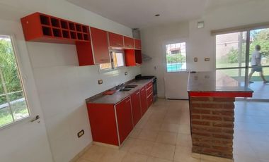 Casa - Maschwitz Village