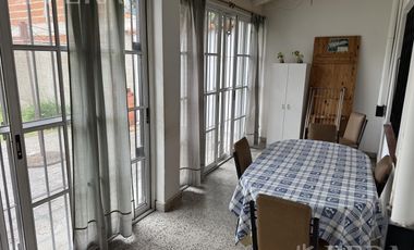 Venta casa 3 ambientes con cochera en Don Bosco