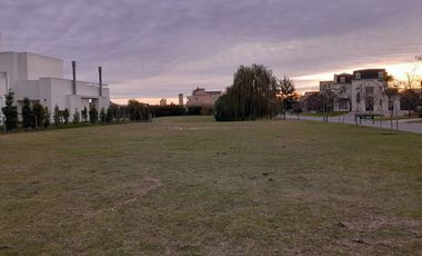 TERRENO AL AGUA BARRIIO LOS ALISOS NORDELTA