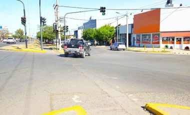 Venta Local Comercial y Oficinas - Féliz San Martín al 1.000 - Neuquén Capital