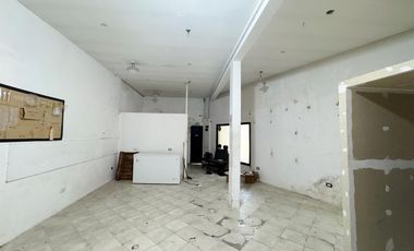 Galpón / deposito con oficinas en alquiler en Martinez