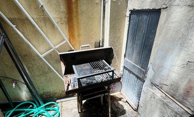 Galpón / deposito con oficinas en alquiler en Martinez