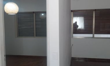 Depto. 2 ambientes muy buen ubicación. San Isidro