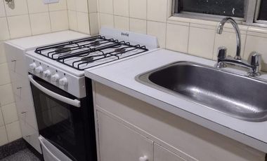 Depto. 2 ambientes muy buen ubicación. San Isidro