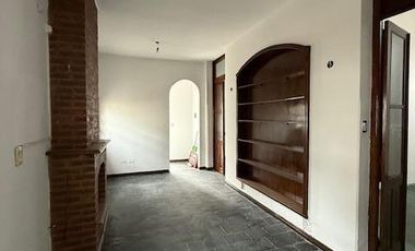 CASA ALQUILER APTO PROFESIONAL/COMERCIAL