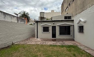 CASA ALQUILER APTO PROFESIONAL/COMERCIAL