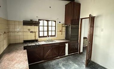CASA ALQUILER APTO PROFESIONAL/COMERCIAL