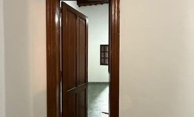 CASA ALQUILER APTO PROFESIONAL/COMERCIAL