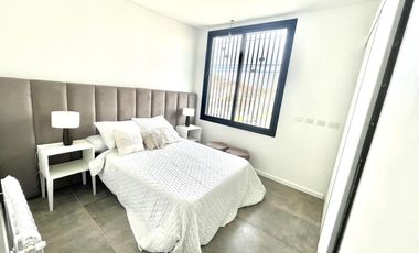 A estrenar - Casa 4 ambientes con jardín - Banfield Residencial