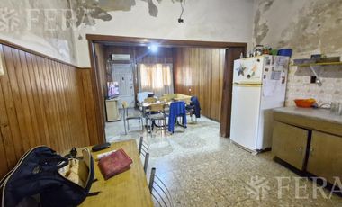 Venta PH 4 ambientes con cochera en Lanús Oeste