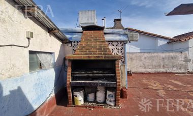 Venta PH 4 ambientes con cochera en Lanús Oeste