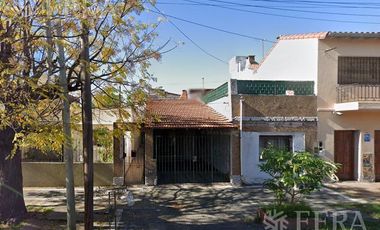 Venta PH 4 ambientes con cochera en Lanús Oeste