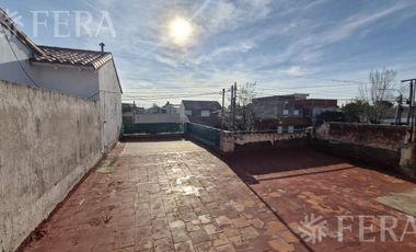 Venta PH 4 ambientes con cochera en Lanús Oeste